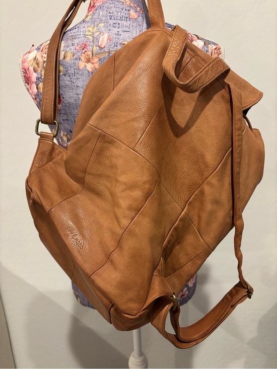day & mood hannah leather backpack DayHannah Small bag - Black – Dayandmood The DAY Hannah Wallet – Dayandmood -